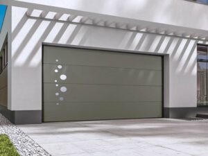 Porte de garage en aluminium, de fabrication française